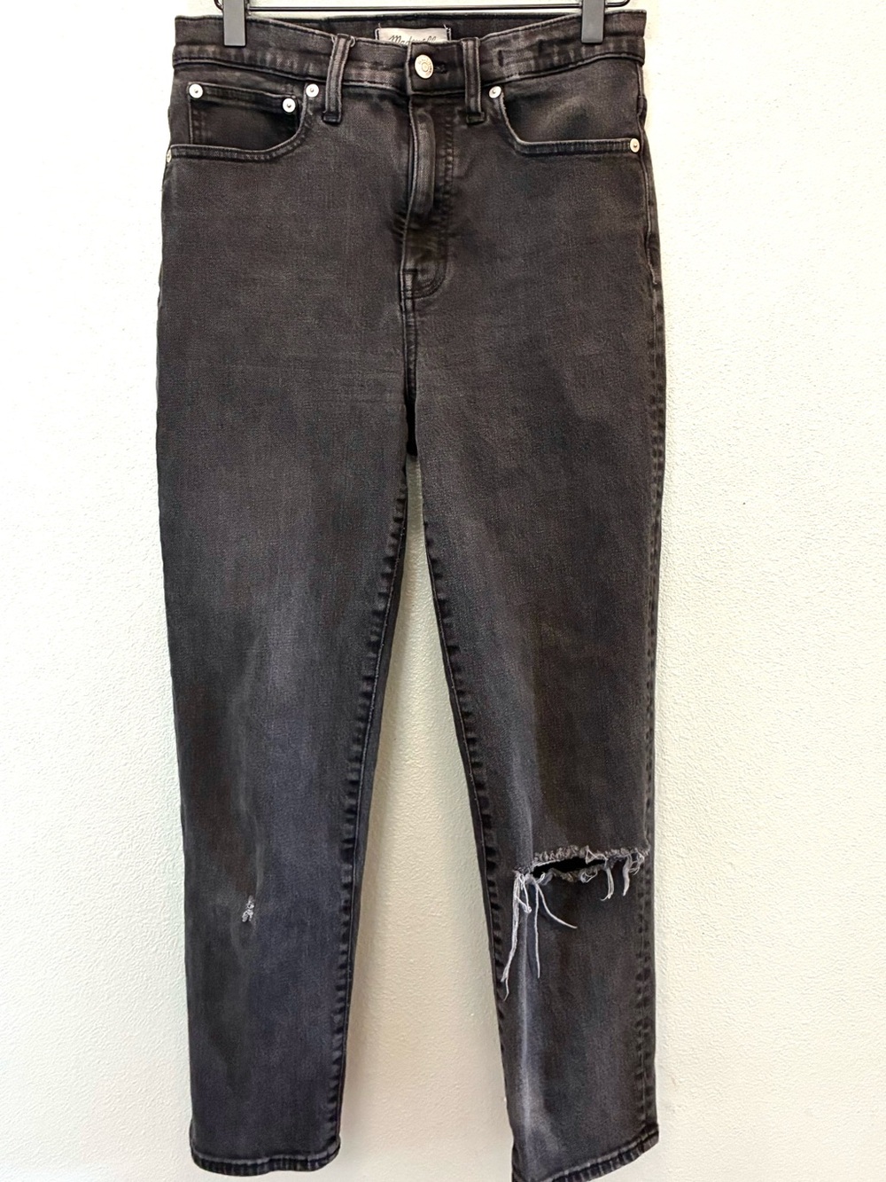 Madewell Classic Straight Jeans Women’s 27 Black Distressed Crop Denim